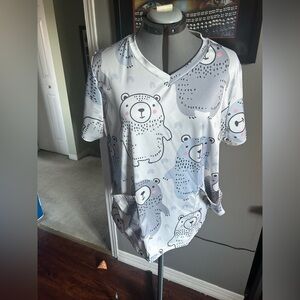 Gently Worn XXL Scrub Top. Cartoon Bears.